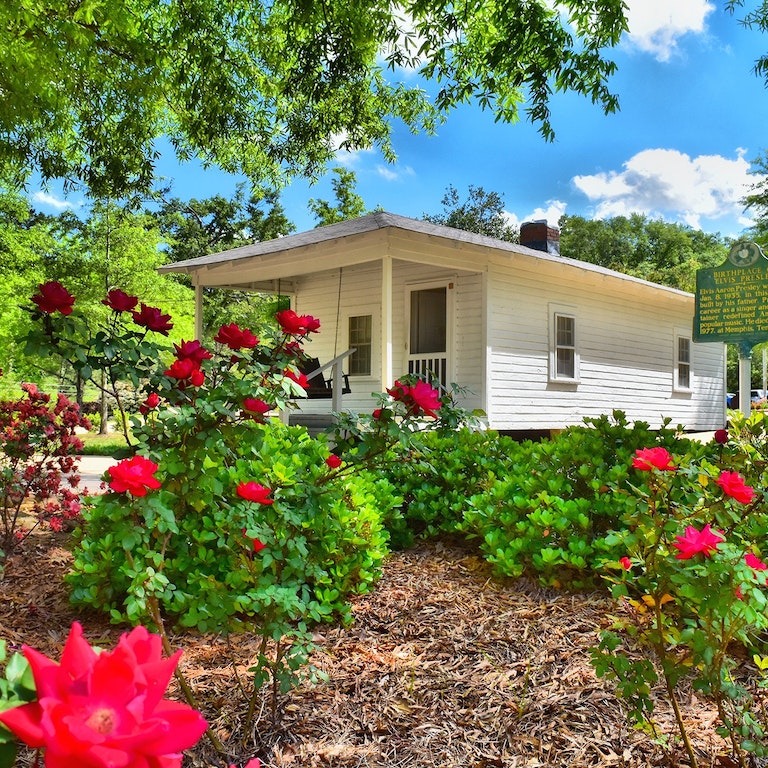 Natchez Trace Parkway Birthplace and Mueseum