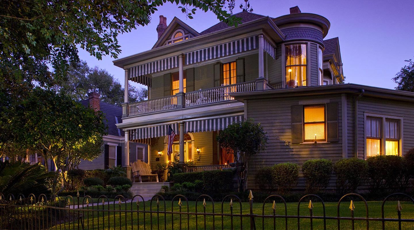 Devereaux Shields House, a Historic B&B in Natchez