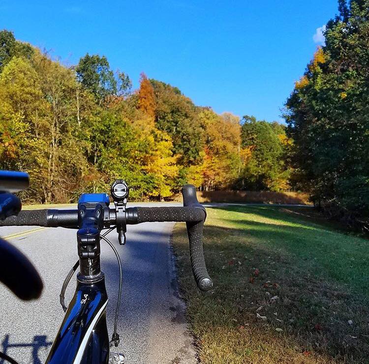 Cycling the scenic Natchez Trace